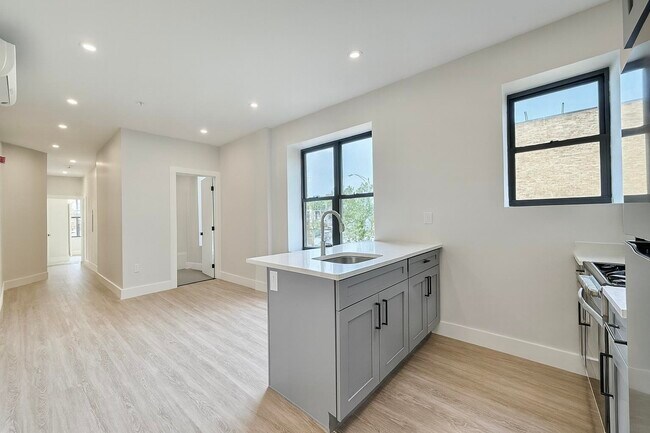 Building Photo - 103 Bostwick Ave Unit 4B