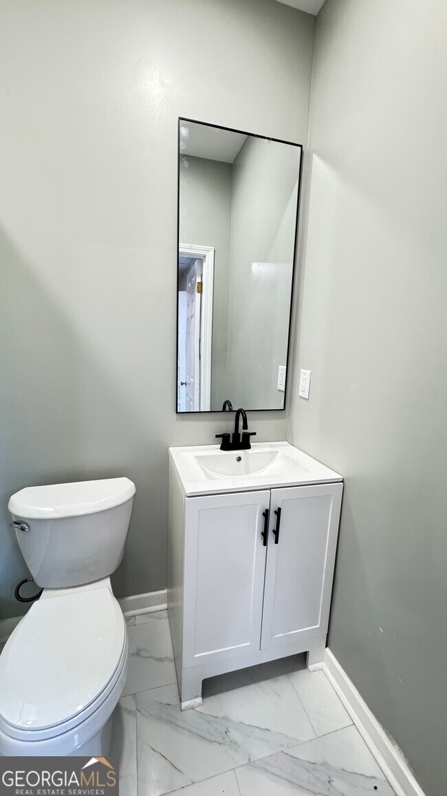Photo - 723 Sheffield Rd