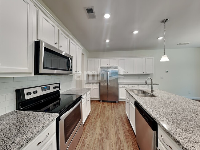 Photo - 3328 Okelly Dr