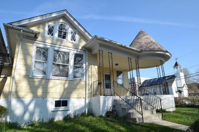 Photo - 815 Rosedale Ave Unit 5