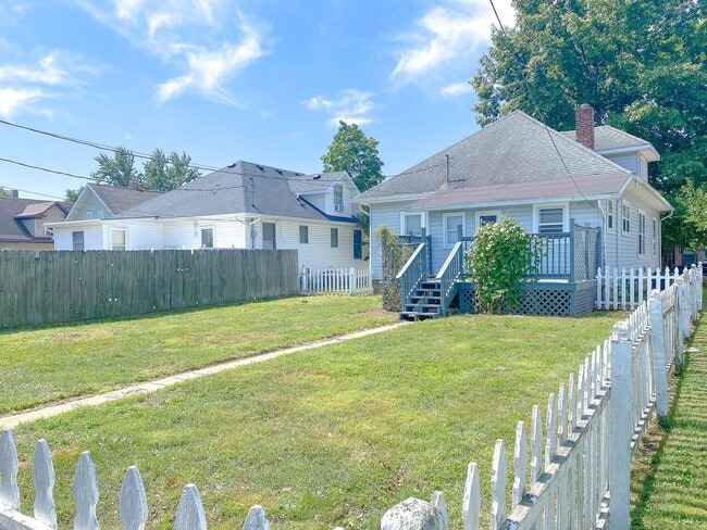 Photo - 1106 S Buckeye St