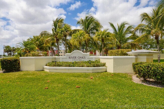 Photo - 3904 Sabal Way