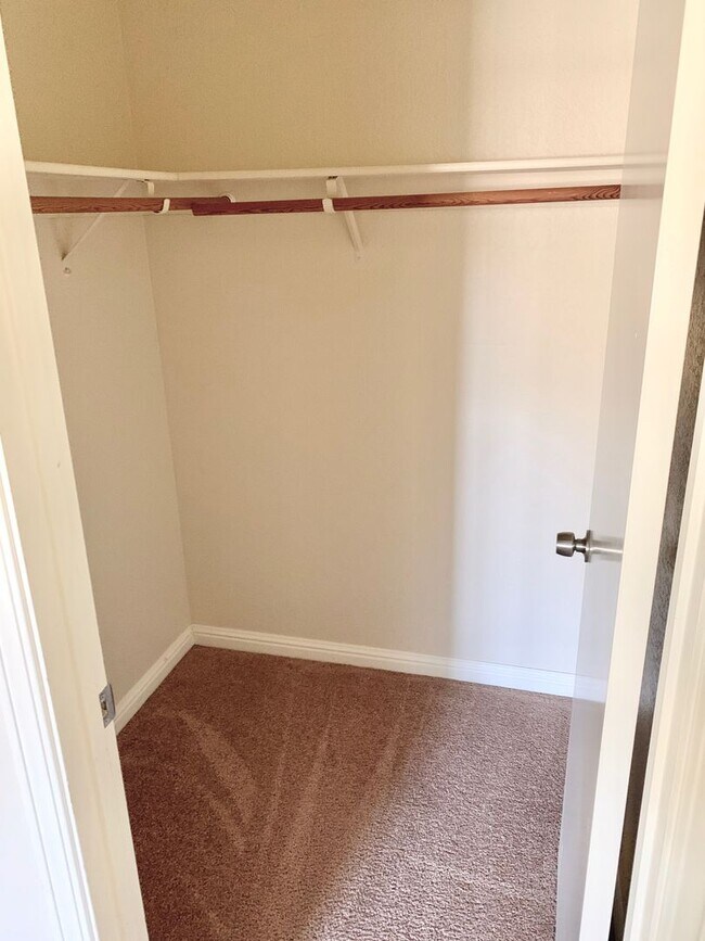 Photo - One Bedroom One Bath Spacious Unit with Large Enclosed Patio