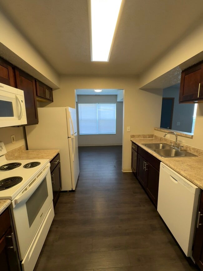 2.1 Kitchen