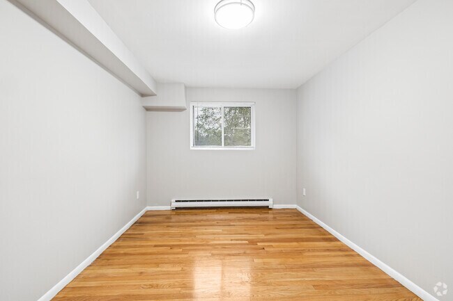 2BR, 1BA - 800SF - Bedroom - Iris Court Apartments