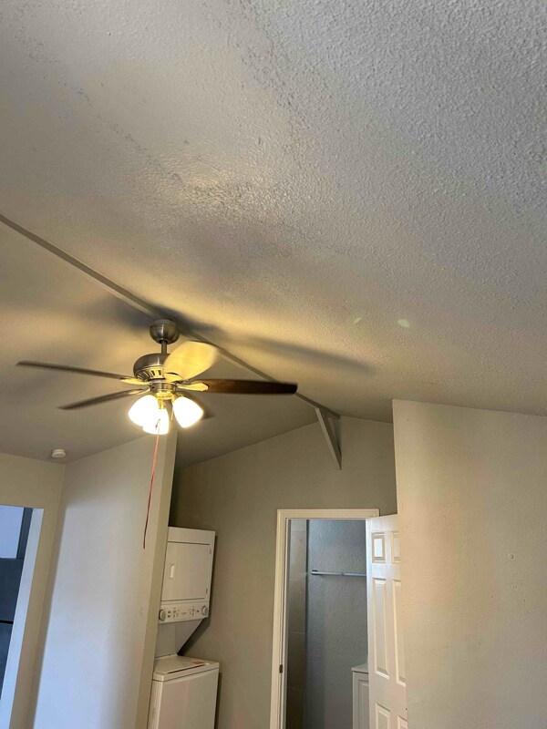 Photo - 343 N Harris Dr