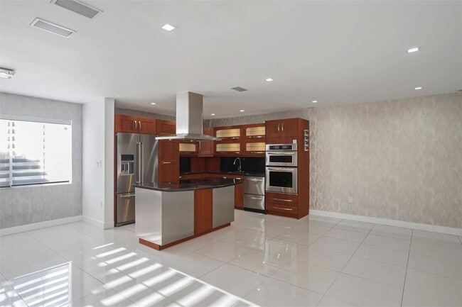 Photo - 46 NW 85th Ct