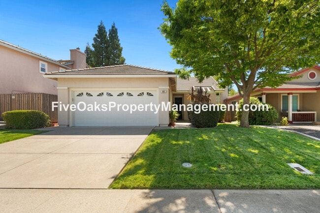 Photo - 885 Rathbone Cir House