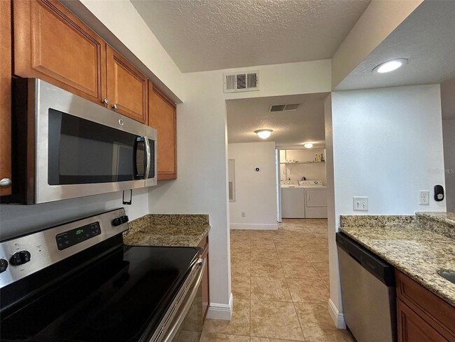 Photo - 220 Riverbend Dr Unidad 101