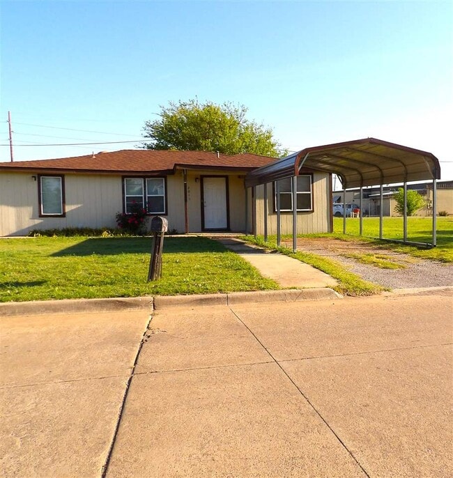 Building Photo - 2015 SW Jefferson Ave