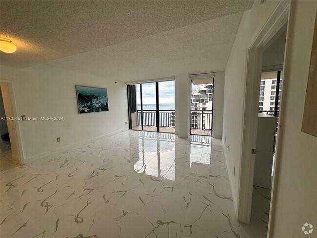 Building Photo - 540 Brickell Key Dr Unit 1621 Rental