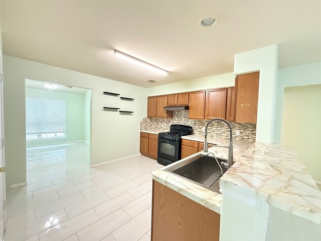 Photo - 10515 Ince Ln