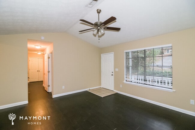 Photo - 2624 Laurel View Dr