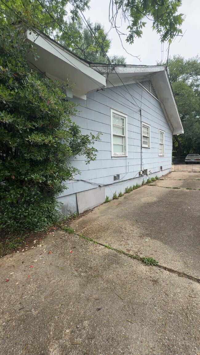 Photo - Affordable Duplex in Fondren!