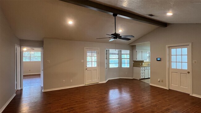 Photo - 1806 Cedar Dr