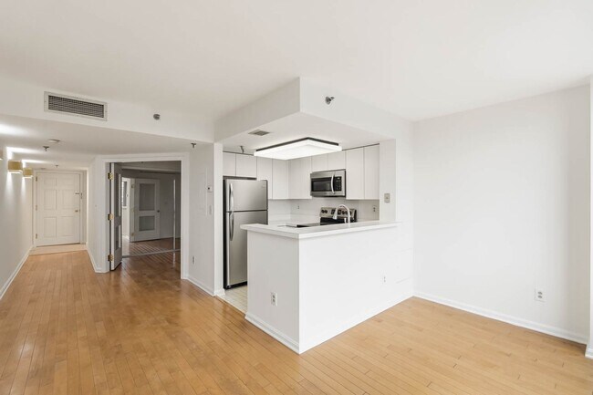 Photo - Penn Quarter Condo Unit 1016