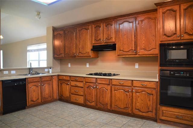Photo - 15572 Western Trail