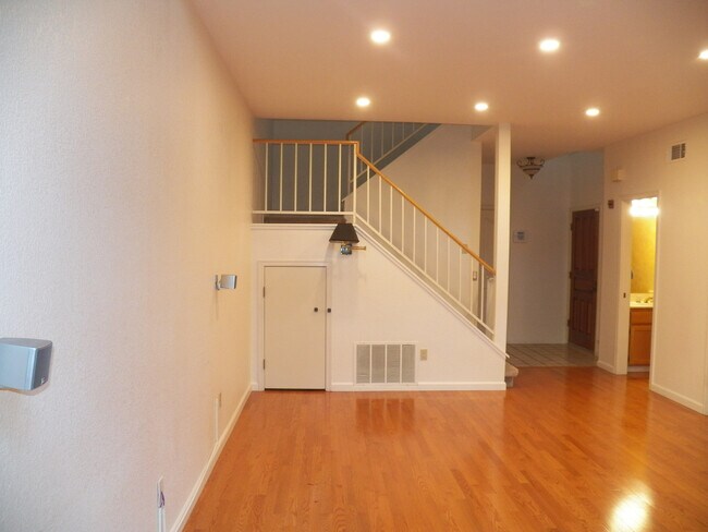 Photo - Spacious North San Jose Townhouse - Available Now!
