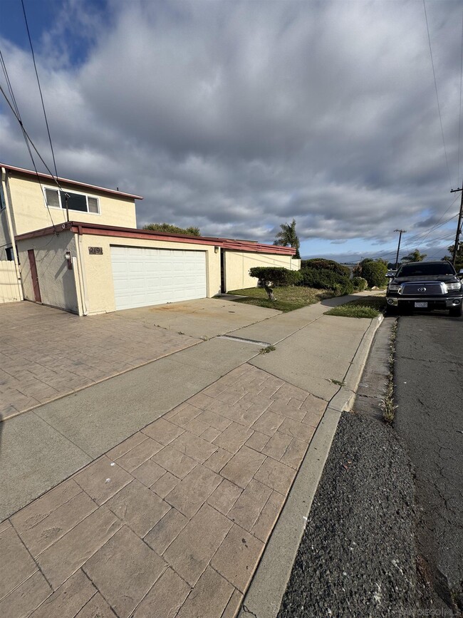 Photo - 2191 Cardinal Dr House