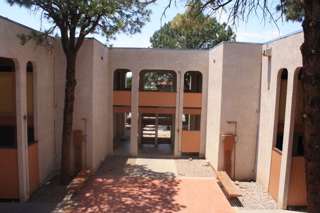 Large Quiet Two Bedroom