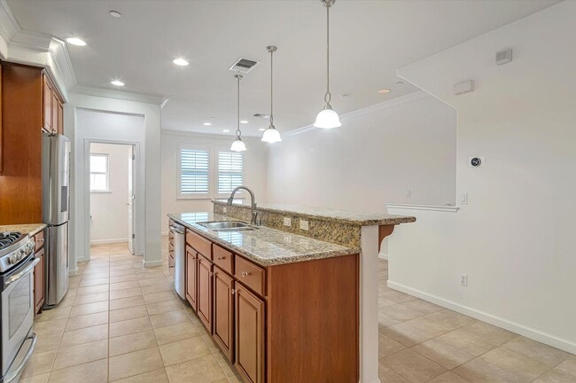 Photo - Gorgeous 2 Bedroom 2.5 Bathroom Townhome - Incredible Location