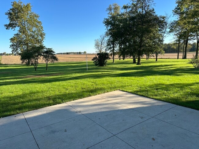 Photo - 7772 Huwer Rd