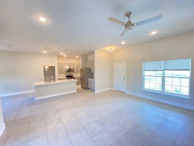 Photo - 70 Forrester Pl