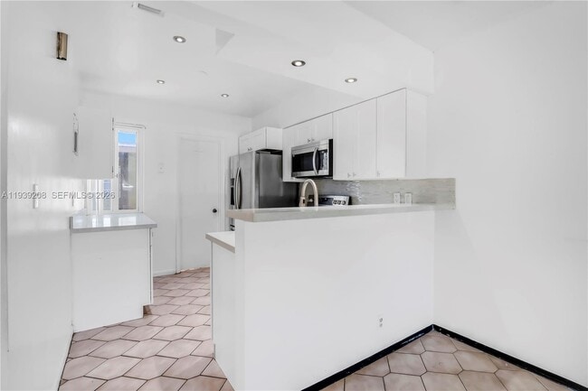 Photo - 137 NE 1st Ct Unit a