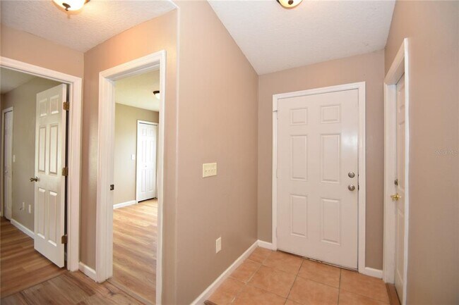 Photo - 7 Ryarbor Dr