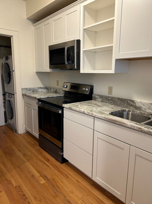 Photo - WINDSOR MANOR