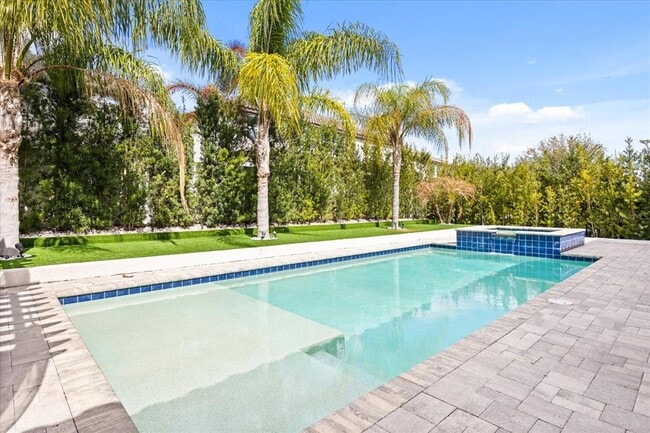 Photo - 8109 Ludington Cir
