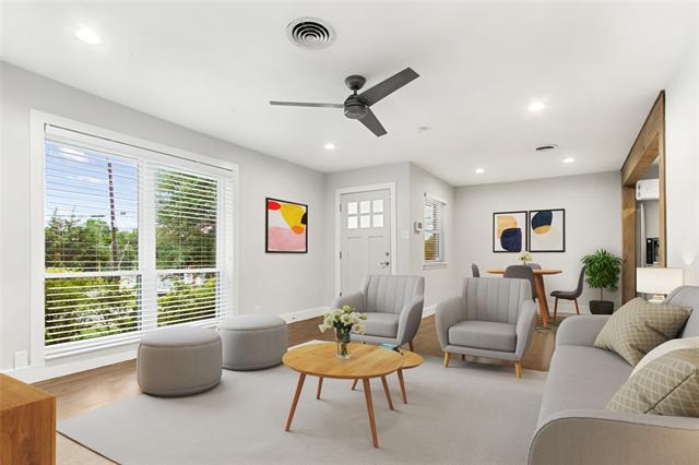 Photo - 10005 Newcombe Dr