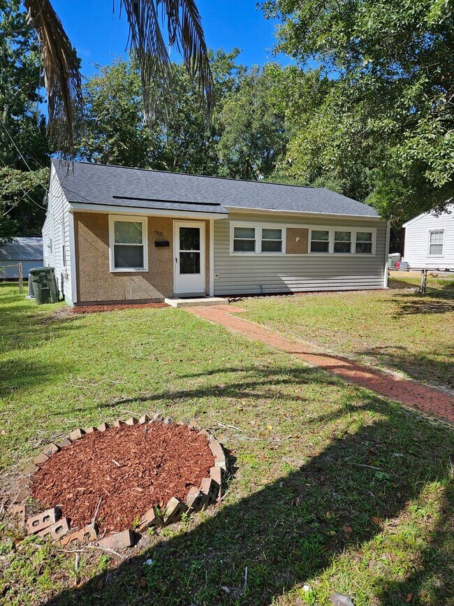 Photo - Fully Renovated Hanahan Home!