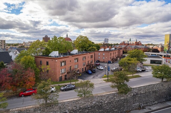 Griffin House Apartments