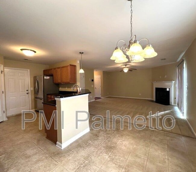 Photo - 414 Hawkeye Ct