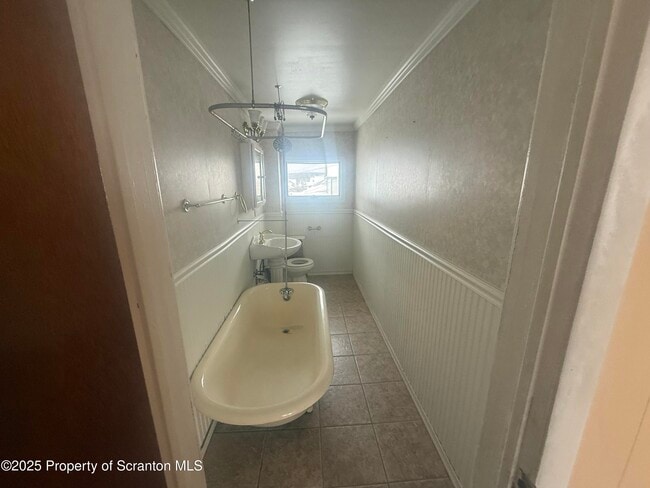 Photo - 89 Belmont St