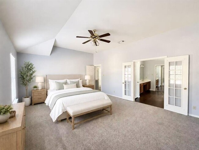 Photo - 809 Riverlawn Dr