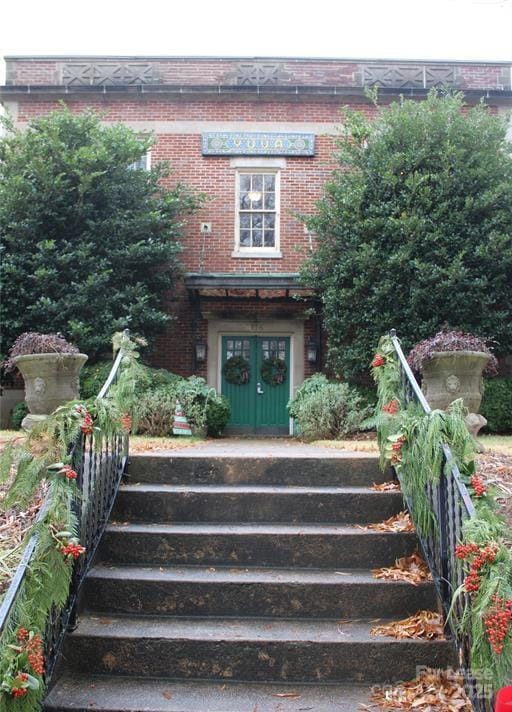 Building Photo - 178 Union St S Unit 10