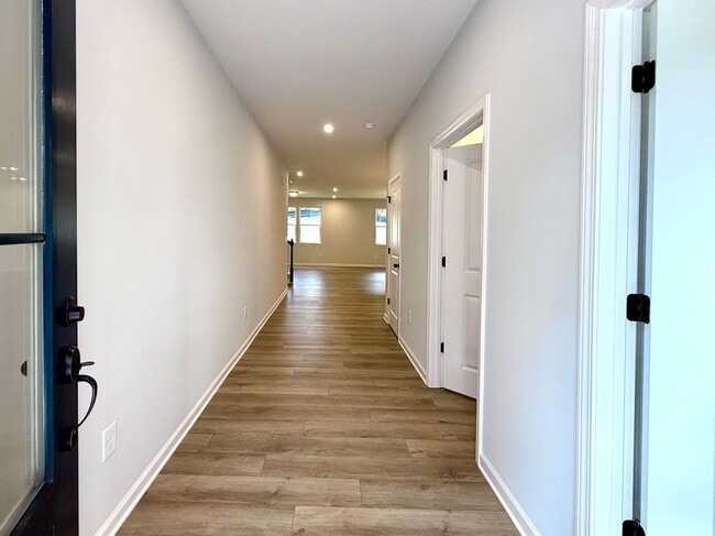 Photo - 1721 Jordan Brook Dr