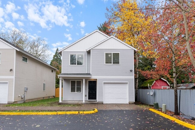 Building Photo - 4bed/2.5 Bath home - Available in SE Portl...