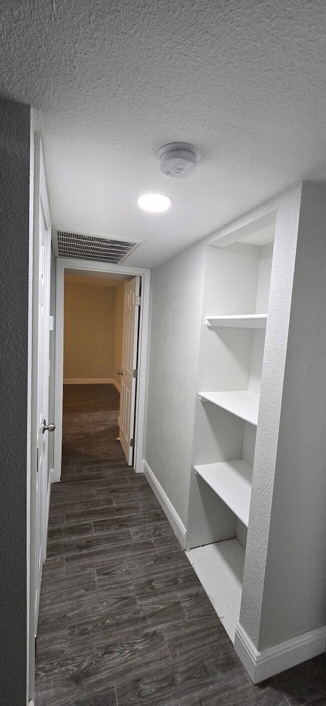 Photo - 1405 E Vegas Valley Dr Unit 132