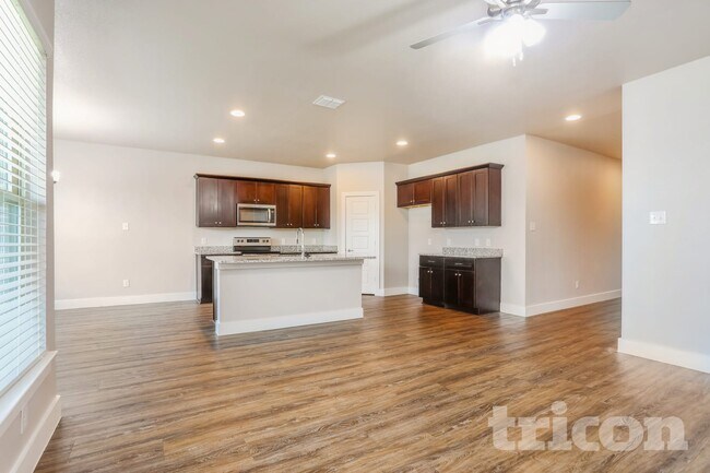 Photo - 10352 Ft Teran Trl