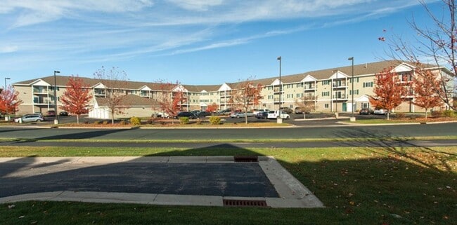 Eagle Pointe (2550 Voyageur)
