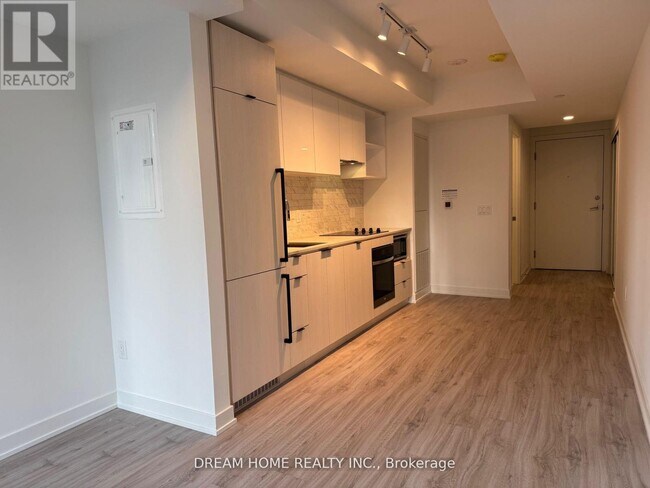 Photo - 252 Church St Unit 717