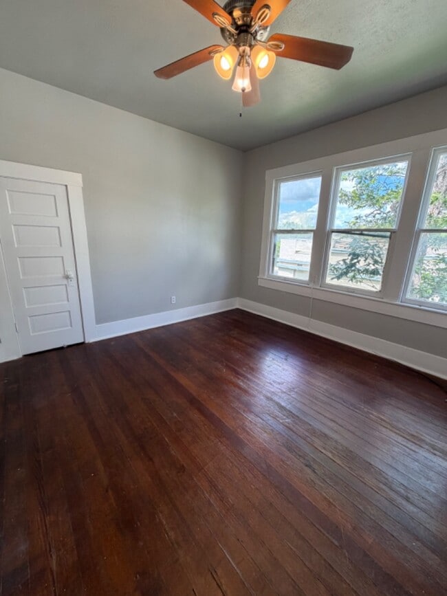 Photo - 204 Mt Vernon Ct
