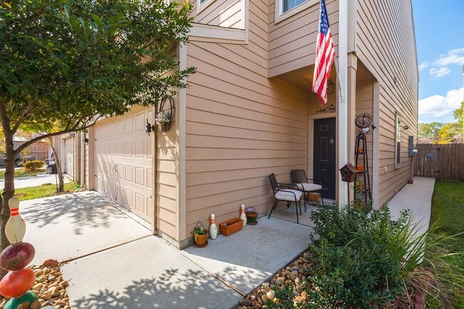 Photo - 2054 Sweet Lilac Dr