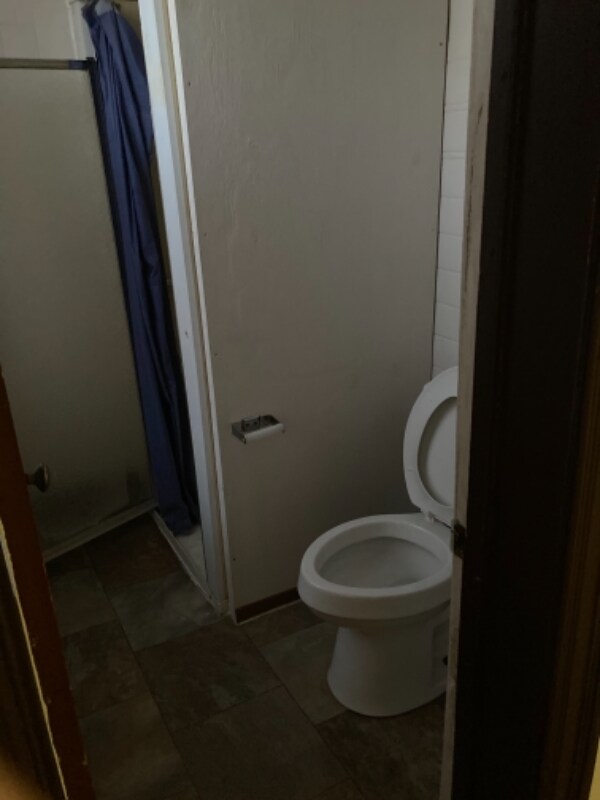 Photo - 3435 W Kilbourn Ave Apartment