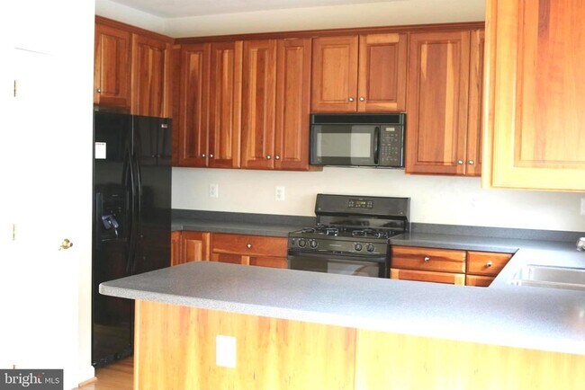 Photo - 1601 Leeds Castle Dr