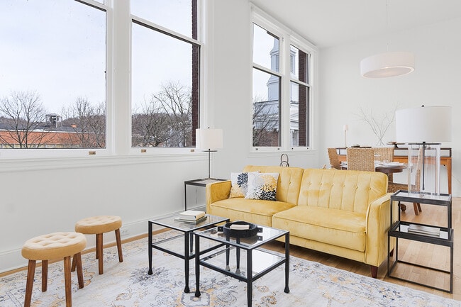 Photo - The Conservatory of Troy