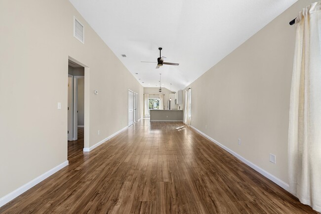 Photo - 231 Majorca Rd